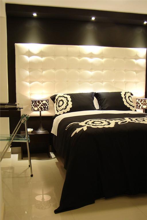 Hostal Media Luna Trujillo Dış mekan fotoğraf
